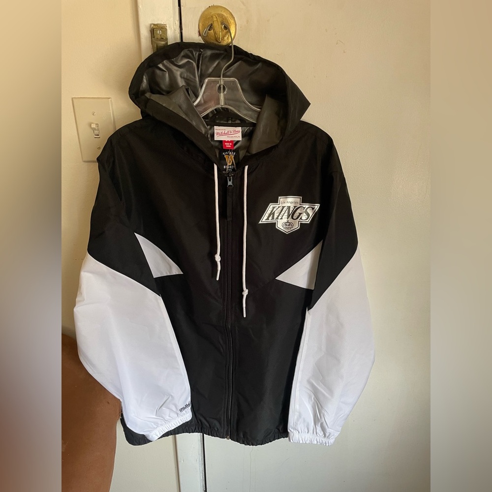Los Angeles Kings Mitchell & ness men’s NHL FZ windbreaker jacket M